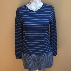 Jones New York Signature Blue Gray Stripe Top M
